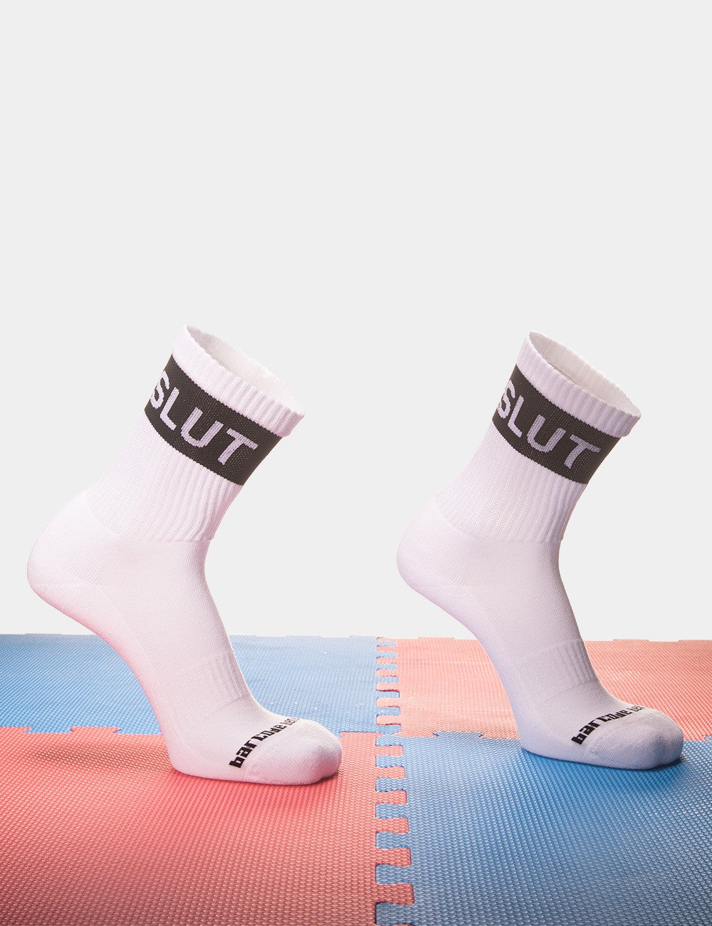 Barcode Berlin: Fetish Half Sock Slut
