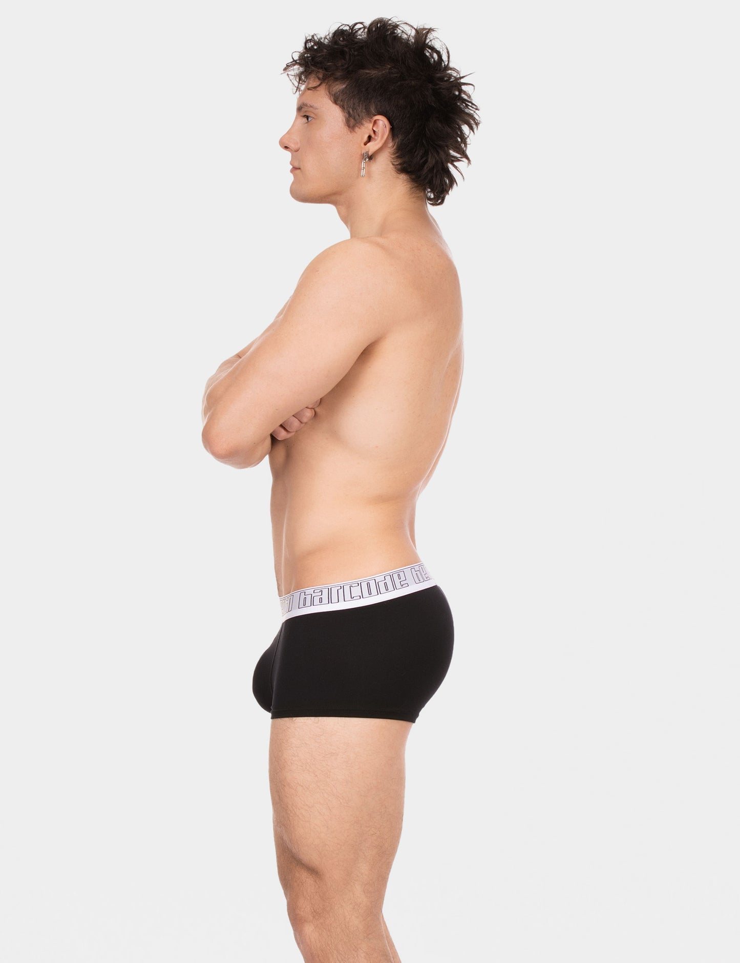 Barcode Berlin: Boxer Revaz Black