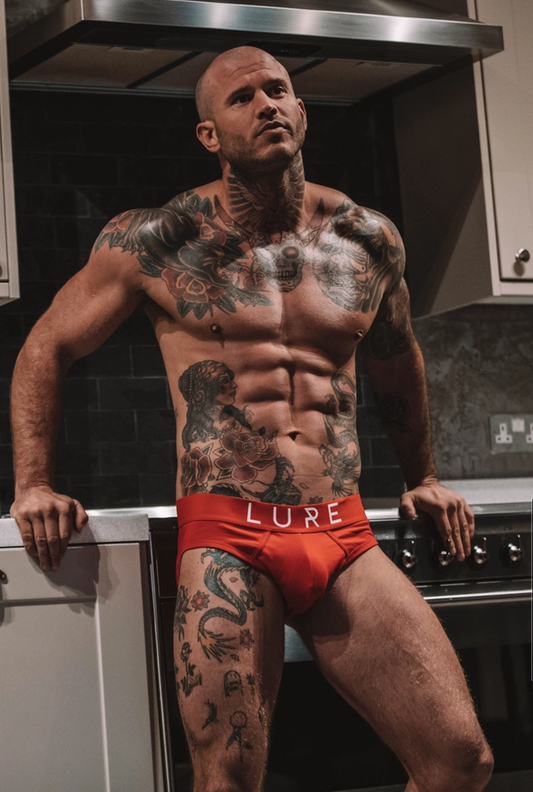 Lure: Red Brief